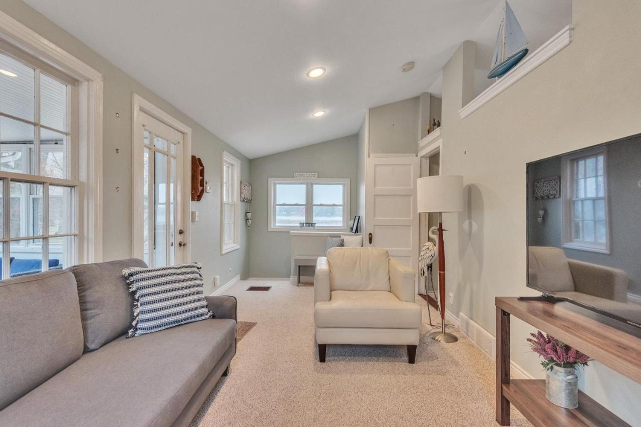 Amazing Lakefront Retreat On Long Lake! Home Portage Exterior photo